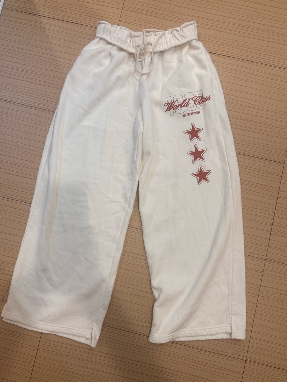 Womens White Out From Under Wide-Leg Super Soft Fleece Sweatpants. XS